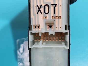 PŘEPÍNAČ SKEL SUBARU TRIBECA 05-14 EU