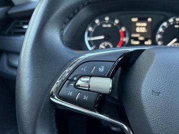 Skoda Octavia IV Liftback 1.0 TSI EVO 110KM 2022 Skoda Octavia Ambition KESSY SmartLink Kamera Tempomat Led Serwis ASO, zdjęcie 12