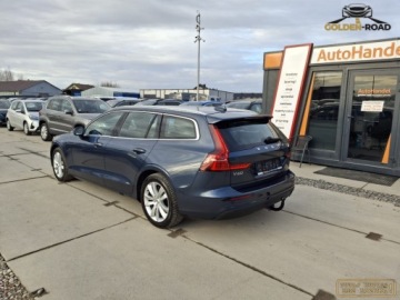Volvo V60 II  Kombi 2.0 D3 150KM 2019 Volvo V60 2,0 d 150 KM automat navi alu el. klapa hak oplacony 2.0 Diesel, zdjęcie 7