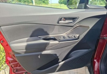 Toyota C-HR I Crossover 1.8 Hybrid 122KM 2019 Toyota C-HR Toyota C-HR 1.8 Hybryda 122KM, zdjęcie 20