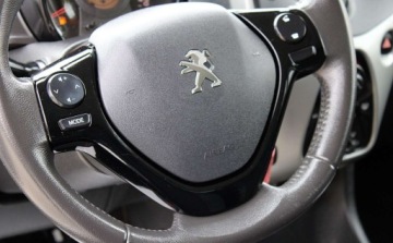 Peugeot 108 1.0 VTi 68KM 2015 Peugeot 108 Jedyny Taki LED Bezwypadkowy Zadbany Benzyna 69KM, zdjęcie 20