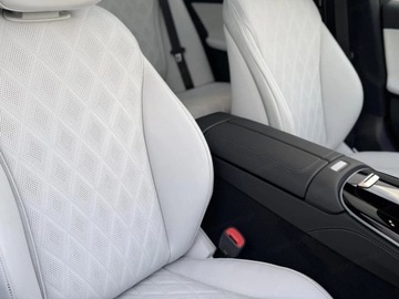 Mercedes Klasa E W214 Sedan 3.0 450d 367KM 2025 E Klasa 450 d 4-Matic AMG 3.0 (367KM) 2025, zdjęcie 6