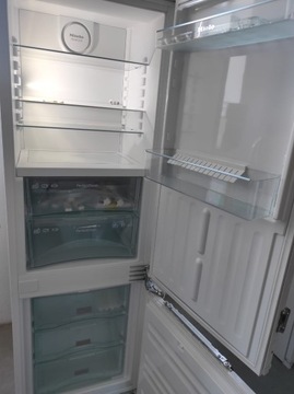 ХОЛОДИЛЬНИК MIELE KFN 37282 ID 9508060