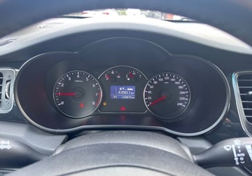 Kia Carens IV Minivan 1.6 GDI 135KM 2014 Kia Carens 7 os. 1,6 GDI 135KM Navi Climatronic Led Bezwypadkowy 2015r. SE, zdjęcie 12