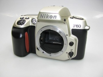 APARAT NIKON F60 - body