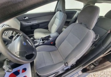 Volvo C30 Hatchback 3d 1.6 100KM 2007 Volvo C30 Zadane 1.6 Benzyna BOGATA WERSJA Oryginal 2007r Black NIEZAWODNE, zdjęcie 5