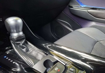 Toyota C-HR I Crossover 1.8 Hybrid 122KM 2017 Toyota C-HR Toyota C-HR 1.8 Hybryda 122KM, zdjęcie 15