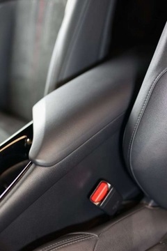 Toyota C-HR I Crossover Facelifting 1.8 Hybrid 122KM 2023 Toyota C-HR 1.8 Hybrid GPF GR Sport 1.8 Hybryda 122KM, zdjęcie 18