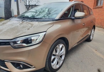 Renault Grand Scenic III 1.3 Energy TCe 140KM 2018 Renault Grand Scenic 7-osobowy Bezwypadkowy Serwis GetHelp 1.3 140KM, zdjęcie 9