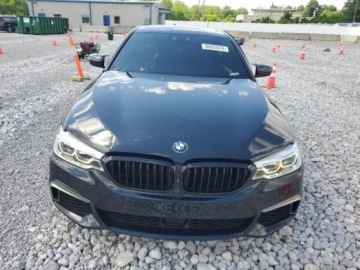 BMW Seria 5 G30-G31 2020 BMW Seria 5 BMW 5 Series M550i xDrive 4.4 Benzyna 523KM, zdjęcie 1