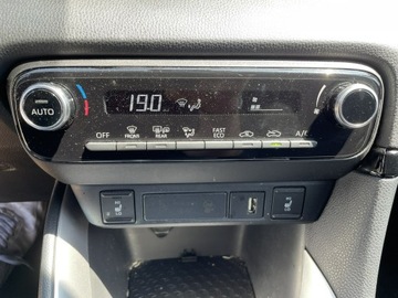 Toyota Yaris IV 2020 Toyota Yaris Hybrid 1.5 Active Salon PL 2021 FV 23, zdjęcie 14