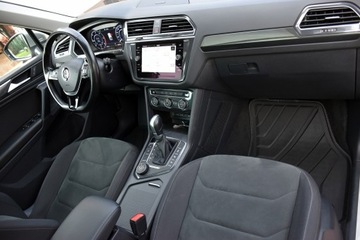 Volkswagen Tiguan II SUV 2.0 TDI 150KM 2018 Volkswagen Tiguan II Highline 2.0TDI 4x4 AUTOMAT 7b BOGATY, Doinwestowany!, zdjęcie 17