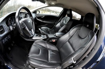 Volvo V40 II Hatchback 1.6 D2 115KM 2014 Volvo V40 1,6Hdi 115KM Skóra Navi Grzane Pdc, zdjęcie 6