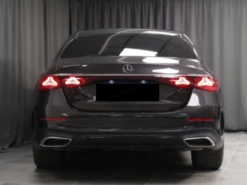 Mercedes Klasa E W214 Sedan 2.0 220d 197KM 2026 220 d 4M Pakiet wyposażenia AMG Advanced Plus + Zimowy + Panorama, zdjęcie 3