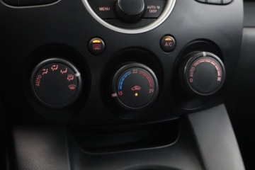 Mazda 2 II Hatchback 5d 1.5 103KM 2009 Mazda 2 1.5 i, Automat, Klima, Klimatronic, zdjęcie 14