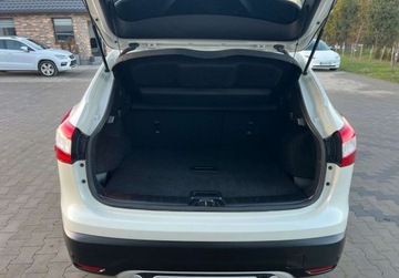 Nissan Qashqai II Crossover 1.2 DIG-T 115KM 2016 Nissan Qashqai 1.2 Benzyna 115 KM Panorama Nawigacja Sensor Kamera 1.2, zdjęcie 8