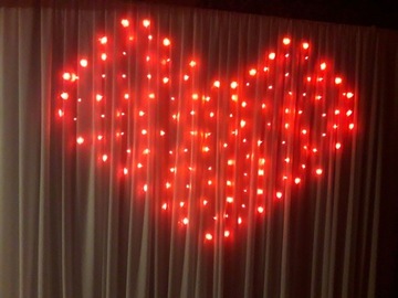 Светодиодная световая завеса HEART 2 х 1,5 м, многоцветная