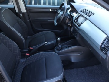 Skoda Fabia III Hatchback Facelifting 1.0 TSI 95KM 2021 Skoda Fabia 1.0 TSI, Salon Polska, Serwis ASO, zdjęcie 8