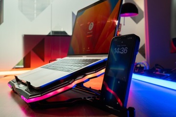 CICHA PODSTAWKA CHŁODZĄCA POD LAPTOPA LED RGB USB