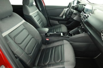 Citroen C4 III SUV 1.2 PureTech 130KM 2023 Citroen C4 1.2 PureTech, Salon Polska, zdjęcie 6