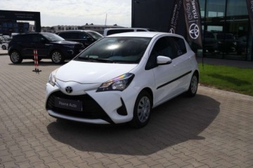 Toyota Yaris III Hatchback 5d Facelifting 2017 1.5 Dual VVT-iE 111KM 2019 Toyota Yaris Toyota Yaris 1.5 Active VAT Marza Gwarancja Salon PL, zdjęcie 3