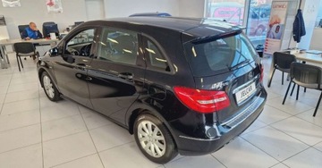 Mercedes Klasa B W246 Sports Tourer 200 CDI BlueEFFICIENCY 136KM 2012 Mercedes-Benz Klasa B B200 CDI 136KM Podgrzewane fotele 1.8 Diesel 136KM, zdjęcie 2