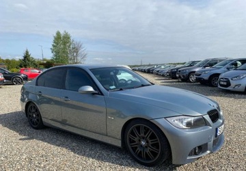 BMW Seria 3 E90-91-92-93 Limuzyna E90 325i 218KM 2005 BMW Seria 3 BMW 325i