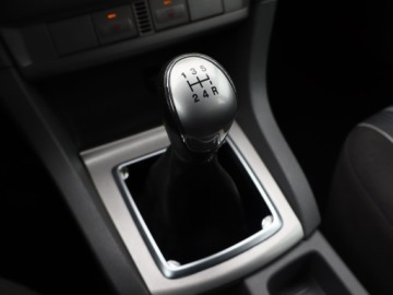 Ford Focus II Hatchback 5d 1.6 Duratorq TDCi 90KM 2008 Ford Focus 1.6 TDCi, HAK, Klima, El. szyby, zdjęcie 15