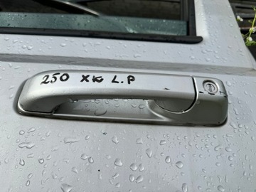 JEEP COMMANDER XK KLIKA DVEŘE VNĚJŠÍ LEVÝ PŘEDNÍ