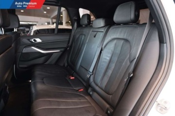 BMW X5 G05 SUV 2.0 25d 231KM 2020 BMW X5 xDrive25d M SportAsystent kierowcyDostep komfortowyGlosniki HiFi, zdjęcie 14