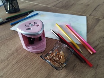 ЭЛЕКТРИЧЕСКИЙ ПОДГОТОВИТЕЛЬ ДВОЙНОЙ АККУМУЛЯТОРНЫЙ ВЗБИВАТЕЛЬ