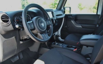 Jeep Wrangler III Unlimited Facelifting 3.6 V6 Pentastar 284KM 2017 Jeep Wrangler GWARANCJA, 2017r., 3.6 Benzyna, Automat, Po duzym serwisie,, zdjęcie 22