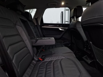 Volkswagen Touareg III SUV 3.0 V6 SCR TDI 286KM 2023 Volkswagen Touareg 3.0 V6 TDI 4Mot. Elegance 286KM, zdjęcie 16