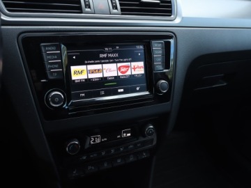 Skoda Rapid II Spaceback 1.2 TSI 90KM 2016 Skoda Rapid 1.2 TSI, Salon Polska, Klima, zdjęcie 11