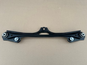 MERCEDES C KLASA W206 WAHACZ MOCOWANIE WSPORNIK A2063510500