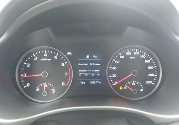 Kia Stonic Crossover 1.0 T-GDI 120KM 2019 Kia Stonic Climatronic Navi Kamera Szyberdach Tempomat Alu17 Dealer Kia, zdjęcie 13