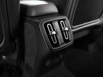 Volvo XC40 Crossover 2.0 D3 150KM 2019 Volvo XC 40 R-Design, Automat, Panorama, Kamera,, zdjęcie 36