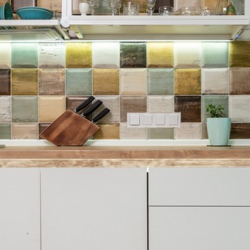 НАСТЕННАЯ УГЛОВАЯ ПЛАНКА, САМОКЛЕЙКАЯ ОБРАБОТКА I