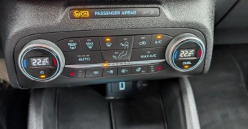 Ford Focus IV Hatchback 1.5 EcoBoost 150KM 2020 Ford Focus 1.5150KMST-lineSerwis 57000kmFull LedNaviKameraGwarancja, zdjęcie 23