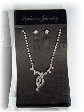КОМПЛЕКТ ОЖЕРЕЛЬЕ С ЦИРКОНИЯМИ + СЕРЬГИ НА ШЕЕ