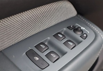 Volvo XC60 II 2020 Volvo XC 60 B4 Diesel AWD R-DESIGN 19714KM Salon PL I Wlasciciel Gwarancj, zdjęcie 17