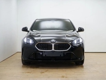 BMW Seria 1 F70 2026 BMW Seria 1 120 Sport Hatchback 1.5 (170KM) 2026, zdjęcie 4