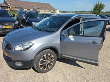 Nissan Qashqai I Crossover 2.0 141KM 2011 Nissan Qashqai+2 Qashqai+2 2.0 benzyna 141 KM, zdjęcie 1