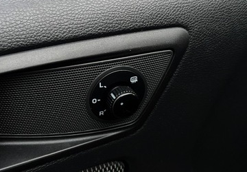 Skoda Yeti Minivan 2.0 TDI CR DPF 4x4 140KM 2011 Skoda Yeti 2.0 Diesel 140 KM 4x4 Nawigacja 2.0 Diesel 140KM, zdjęcie 21