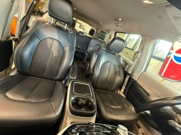 Chrysler Pacifica II 3.6 V6 291KM 2021 Chrysler Pacifica Lokalizacja : Włocławek, zdjęcie 7