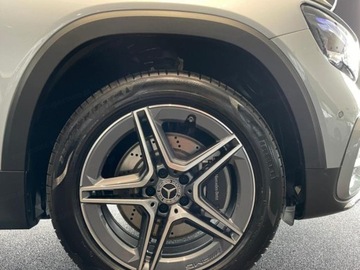 Mercedes GLB SUV Facelifting 2.0 220 190KM 2025 MERCEDES-BENZ GLB 220 4-Matic AMG Line 2.0 (190KM) 2025, zdjęcie 6