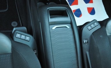 Citroen C4 Picasso II Picasso 2.0 BlueHDi 150KM 2016 Citroen C4 Picasso 2.0 HDI AUTOMAT 7-osob Exclusive Kamera Nawigacja 2.0, zdjęcie 38