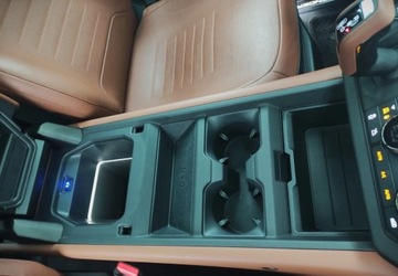 Land Rover Defender IV (L663) 90 5.0P V8 525KM 2025 Land Rover Defender Defender MY25.5 4.4P V8 635 PS AWD Auto 110 OCTA 4.4, zdjęcie 22