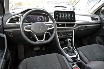 Volkswagen T-Roc I SUV Facelifting 1.5 TSI ACT 150KM 2024 Volkswagen T-Roc Bezwypadkowy / Salon Polska /, zdjęcie 12