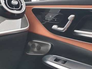 Mercedes GLC C254/X254 2025 GLC Coupe 300 e 4-Matic AMG Line 2.0 (360KM) 2025, zdjęcie 14